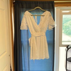Lulus dress, worn once for a bridal shower. White. Size small.